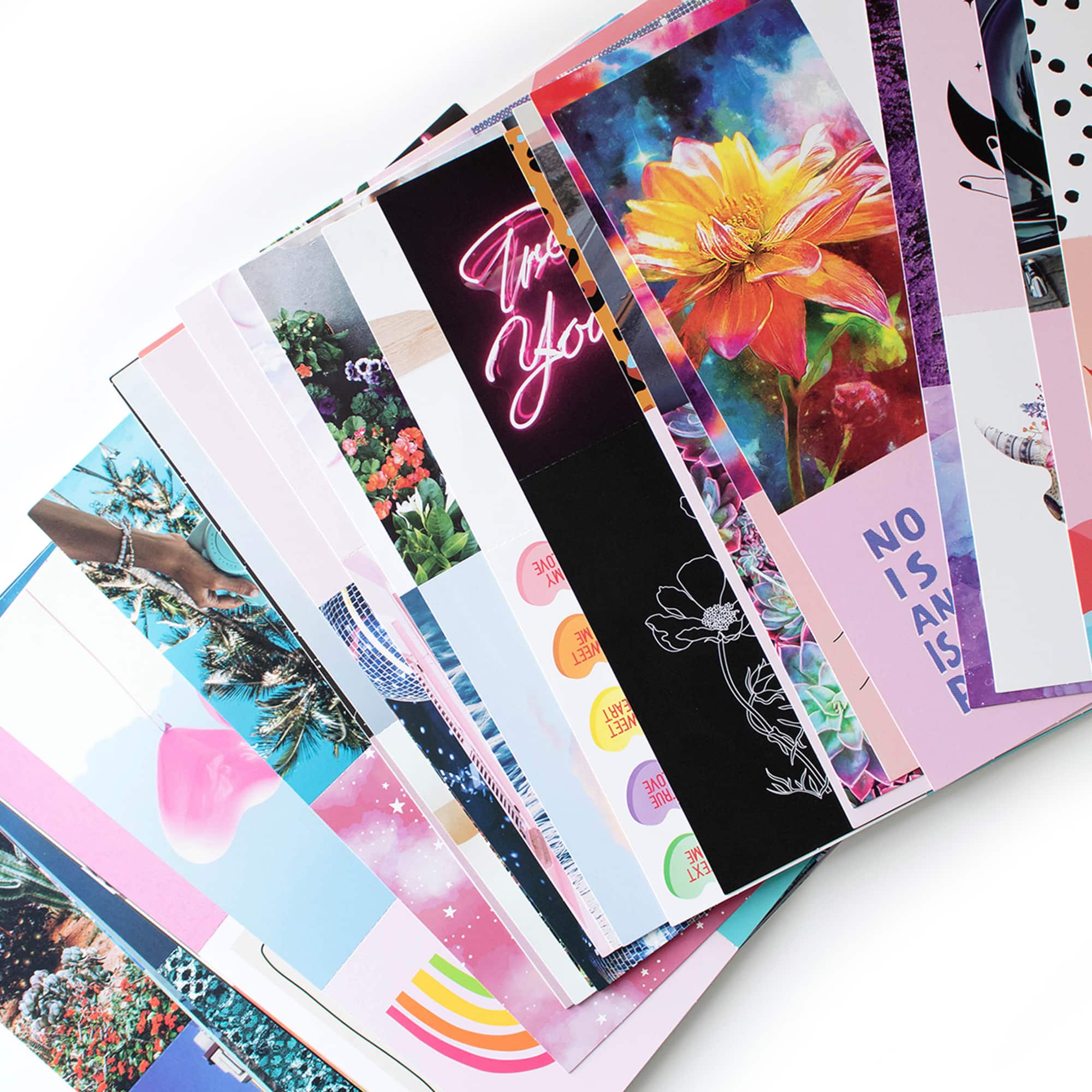 Art 101 Wall Collage Kit